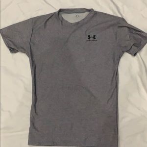 Men’s under armour fitted shirt